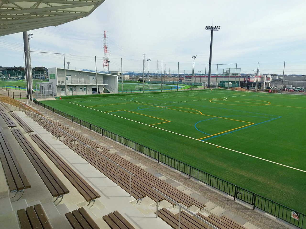 平口サッカー場 人工芝張替 定点